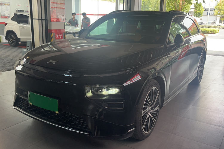 小鹏G9 2024款 570 Max车身外观1