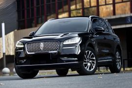 林肯 冒险家 2021款 2.0T 两驱尊享版