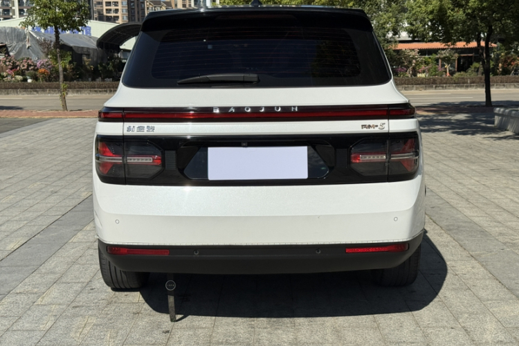 宝骏RM-5 2019款 1.5T CVT 24小时在线尊贵型 7座车身外观6001