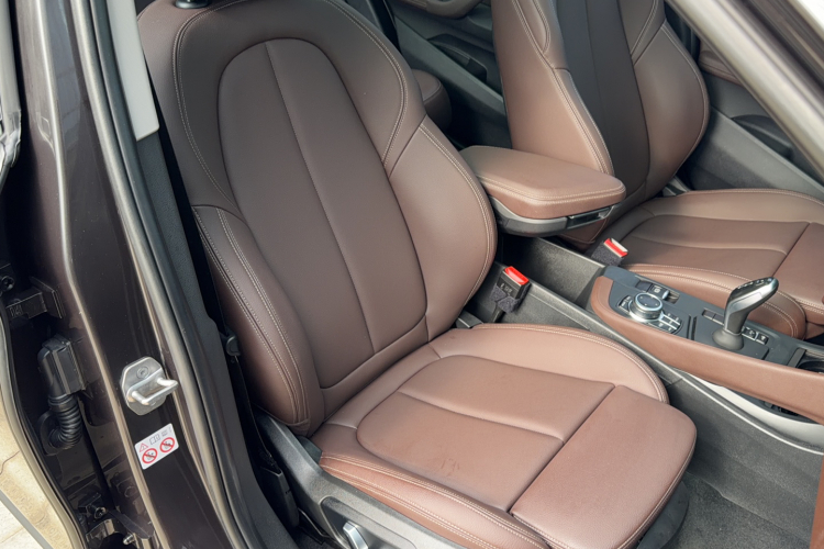 宝马X1 2022款 sDrive25Li 领先型局部细节41