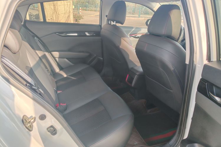 东风风神 奕炫 2021款 230T 自动追风版中控内饰7004