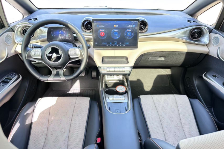 比亚迪 海豚 2023款 420km 时尚版局部细节41