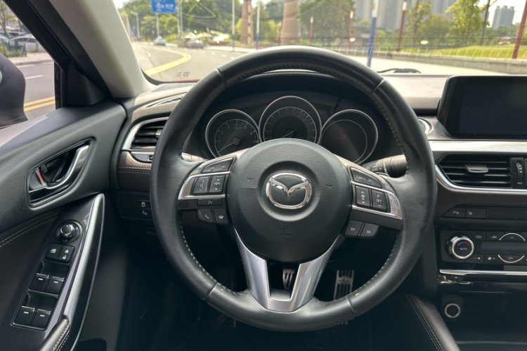 马自达 阿特兹 2017款 2.5L 蓝天至尊版局部细节13