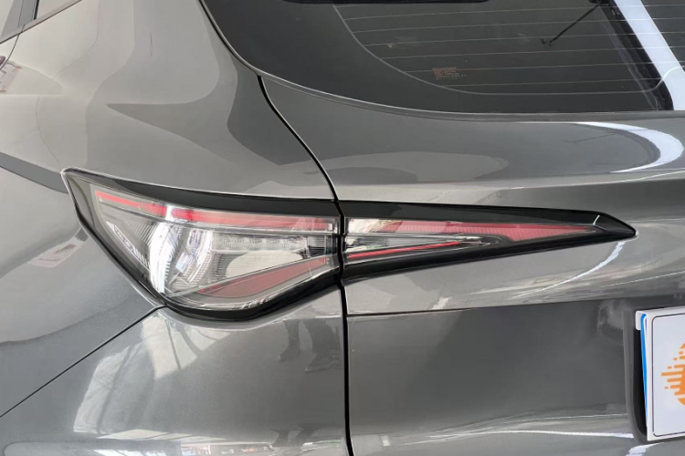 长安X5 PLUS 2025款 1.5T DCT高能版车身外观6005