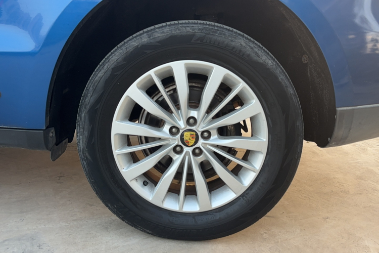 众泰SR9 2017款 2.0T 自动极致之路版车身外观6006