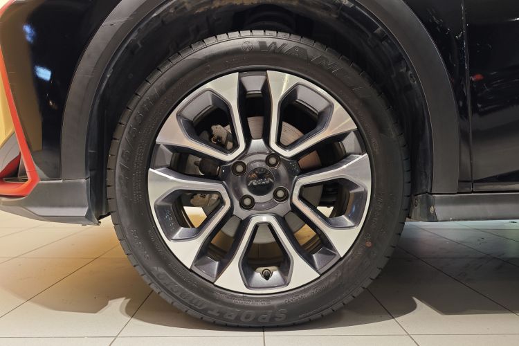 东风风神 奕炫GS 2021款 230T 自动追曜武士版车身外观6012