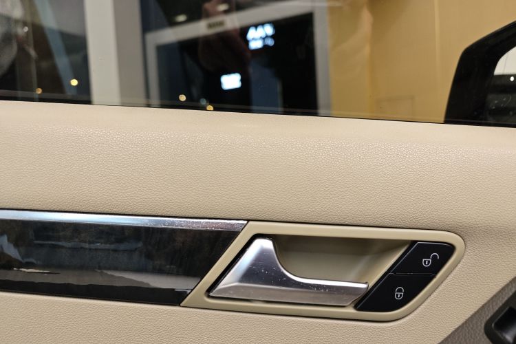 奔驰R级 2014款 R 320 4MATIC 豪华型中控内饰7001