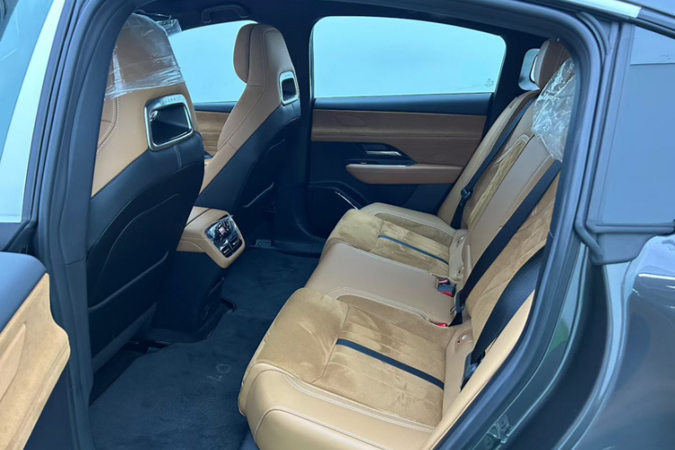 马自达EZ-6 2025款 纯电600智尊运动版中控内饰7002