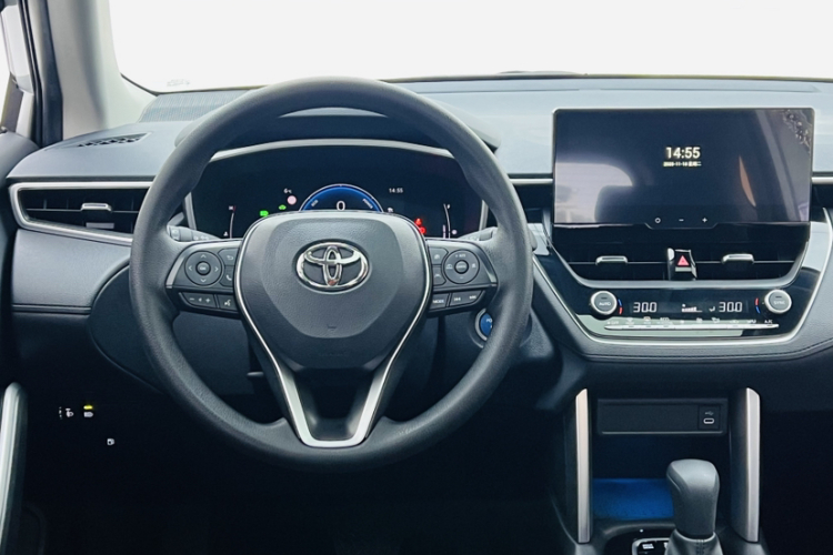 丰田 锋兰达 2023款 2.0L 智能电混双擎 豪华版中控内饰7002