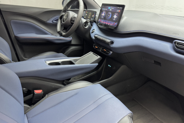 比亚迪 海鸥 2025款 305km 活力版中控内饰7001