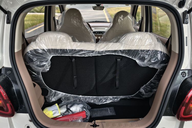 五菱汽车 宏光MINIEV 2025款 四门版 进阶款局部细节23