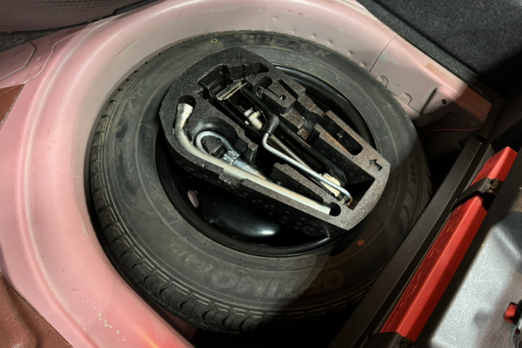 大众 Polo 2016款 1.6L 自动舒适型车身外观6008