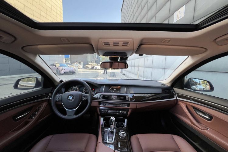 宝马5系 2017款 525Li 领先型中控内饰7003