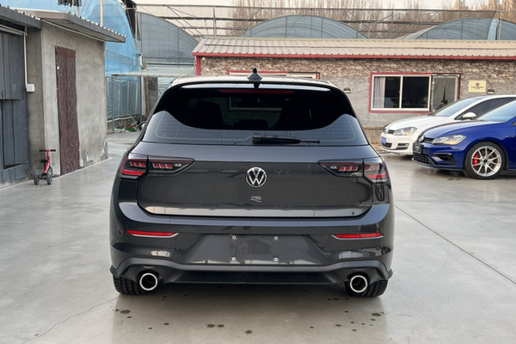 大众 高尔夫GTI 2025款 380TSI DSG GTI车身外观6004