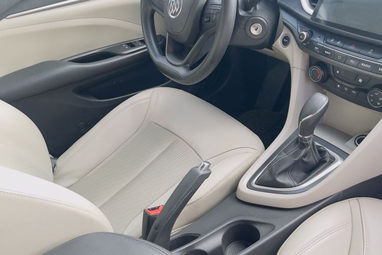 别克 英朗 2016款 15N 自动精英型中控内饰7002