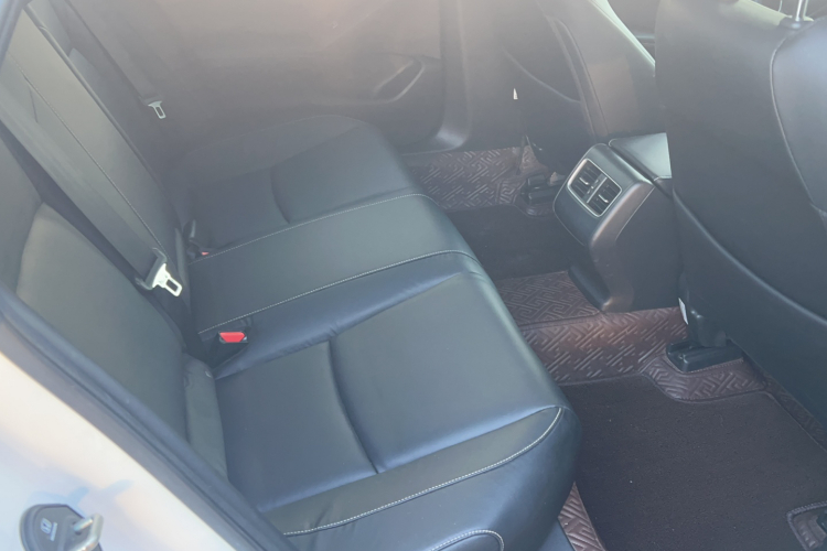 本田 英仕派 2019款 260TURBO 精致版 国VI中控内饰7003