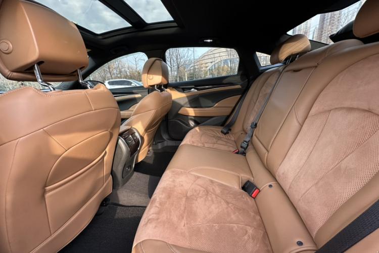 别克 君越 2016款 20T 精英型中控内饰7002