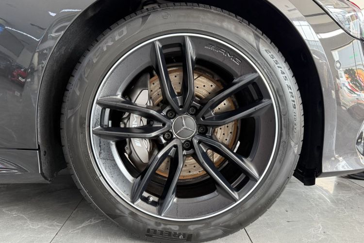 奔驰 2023款 AMG GT 50 四门跑车车身外观6006