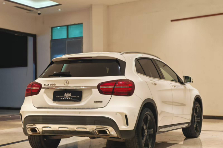 奔驰GLA 2019款 GLA 200 时尚型车身外观6009