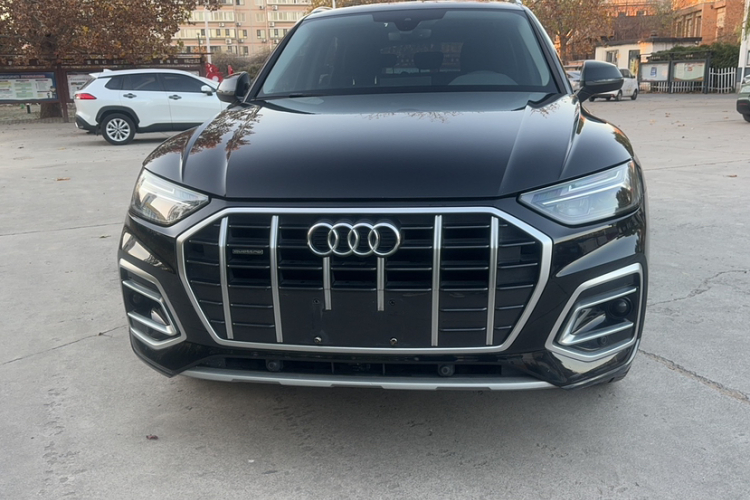 奥迪Q5L 2022款 改款 40T 豪华致雅型车身外观6003