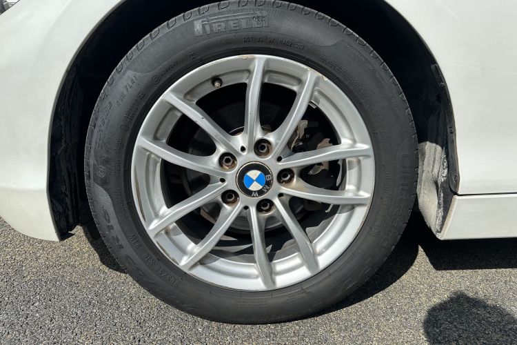 宝马1系(进口) 2018款 118i 领先型车身外观6007