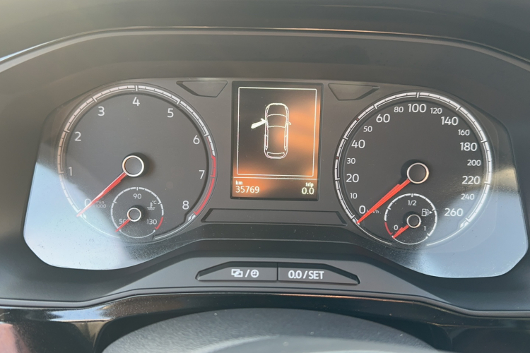 捷达VS7 2020款 1.4T 自动进取型中控内饰15