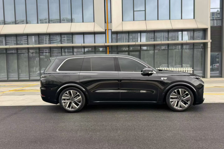 理想汽车 理想L9 2023款 Pro车身外观6005