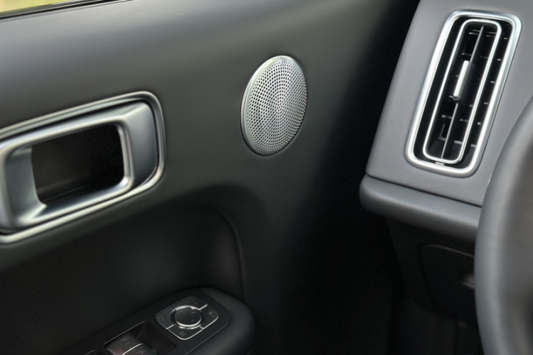 理想汽车 理想L9 2022款 Max中控内饰7002