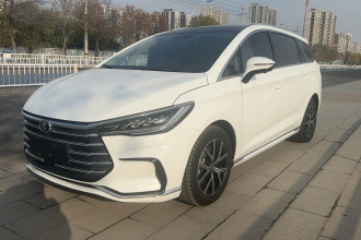 比亚迪 宋MAX新能源 2022款 DM-i 105KM 旗舰型
