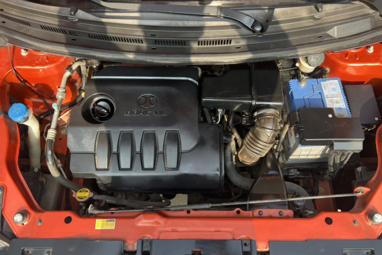 北京汽车 绅宝X25 2015款 1.5L 自动精英型局部细节24