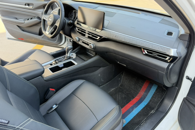 日产 天籁 2024款 2.0L XE 真心版中控内饰7003