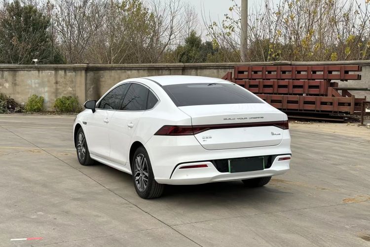 比亚迪 秦PLUS 2021款 EV 500KM 尊贵型车身外观6006