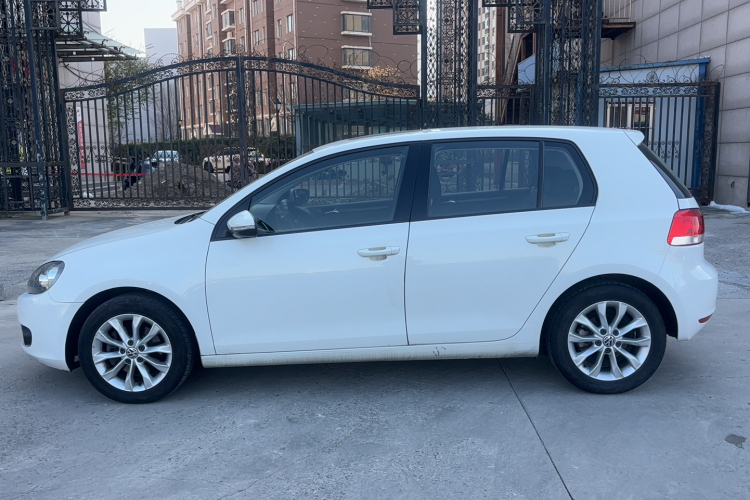 大众 高尔夫 2012款 1.4TSI 手动舒适型车身外观6006