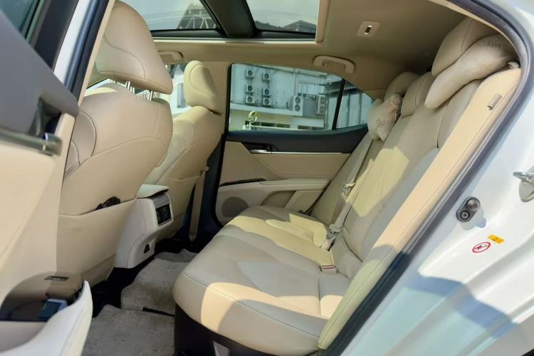 丰田 凯美瑞 2018款 双擎 2.5HG 豪华版中控内饰7002