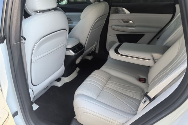 小鹏G9 2024款 702 Max车身外观6007