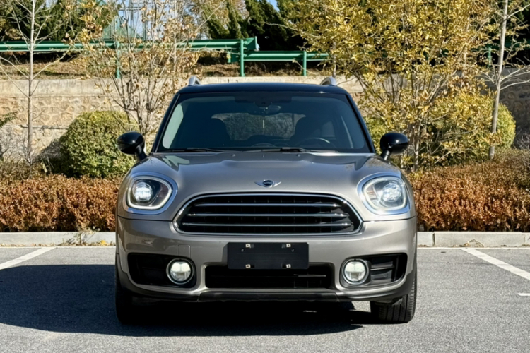 MINI Countryman 2017款 1.5T COOPER ALL4 旅行家车身外观6001