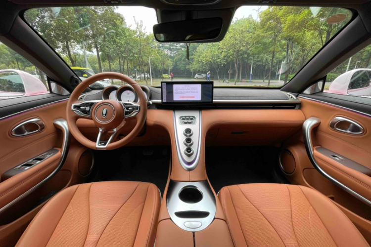 欧拉闪电猫 2022款 555km 尊贵版中控内饰7001