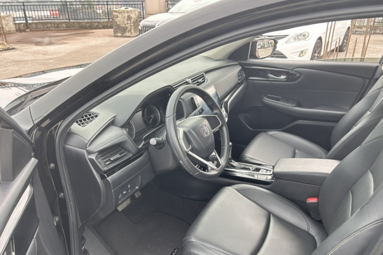 本田 凌派 2019款 180Turbo CVT豪华版 国VI中控内饰7004