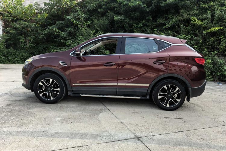 东南DX7 2015款 1.5T 手动尊贵型车身外观6003