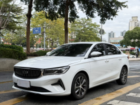吉利汽车 帝豪 2023款 第4代冠军版 1.5L CVT尊贵型