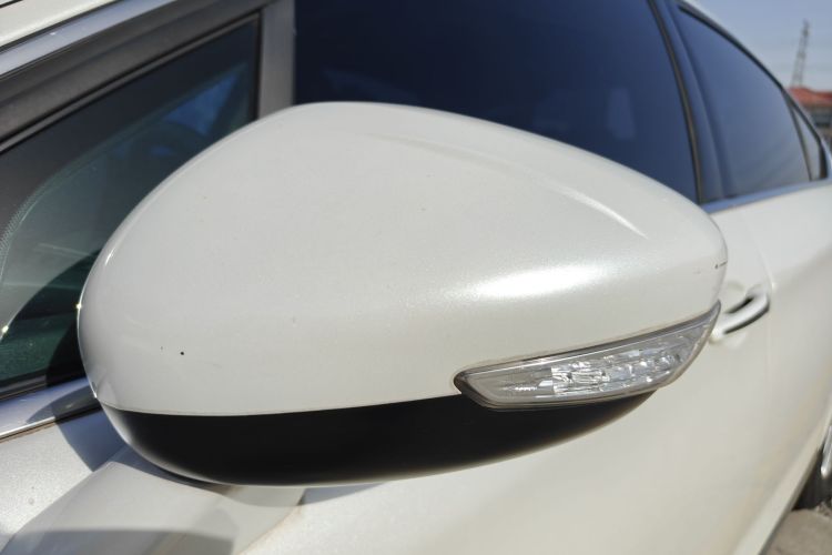 雪铁龙C5 2014款 2.0L 自动尊享型车身外观6007