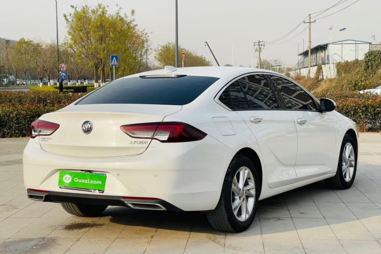 别克 君威 2023款 552T 智享型车身外观6004