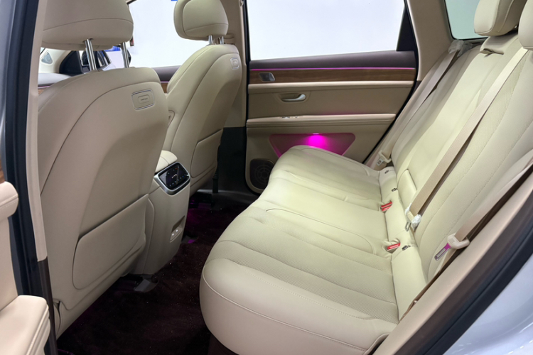 鸿蒙智行 问界M7 2024款 1.5T 智驾四驱Max版 5座中控内饰7003