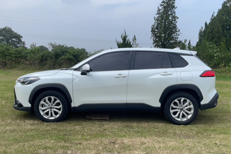 丰田 锋兰达 2022款 2.0L CVT领先版车身外观6003