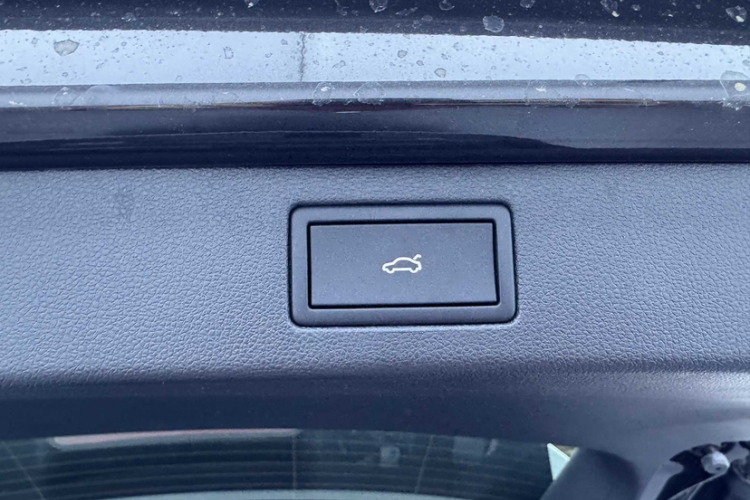 大众 揽境 2025款 380TSI 四驱豪华佳境Pro  众享款 6座中控内饰7008