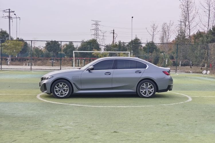 宝马i3 2024款 eDrive 35 L车身外观6007