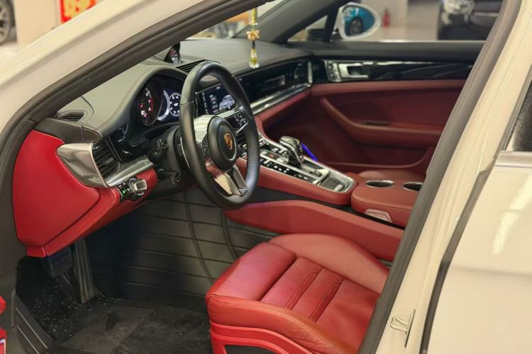 保时捷 2017款 Panamera 行政加长版 3.0T中控内饰7002