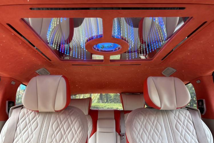 别克GL8 2021款 陆上公务舱 652T 舒适型中控内饰7011