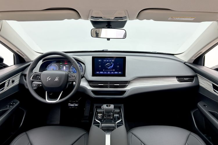 红旗E-QM5 2023款 620km PLUS中控内饰7004