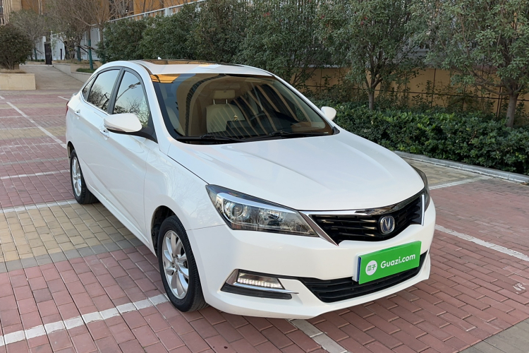 长安 悦翔V7 2016款 1.6L 自动乐享型 国V车身外观6002